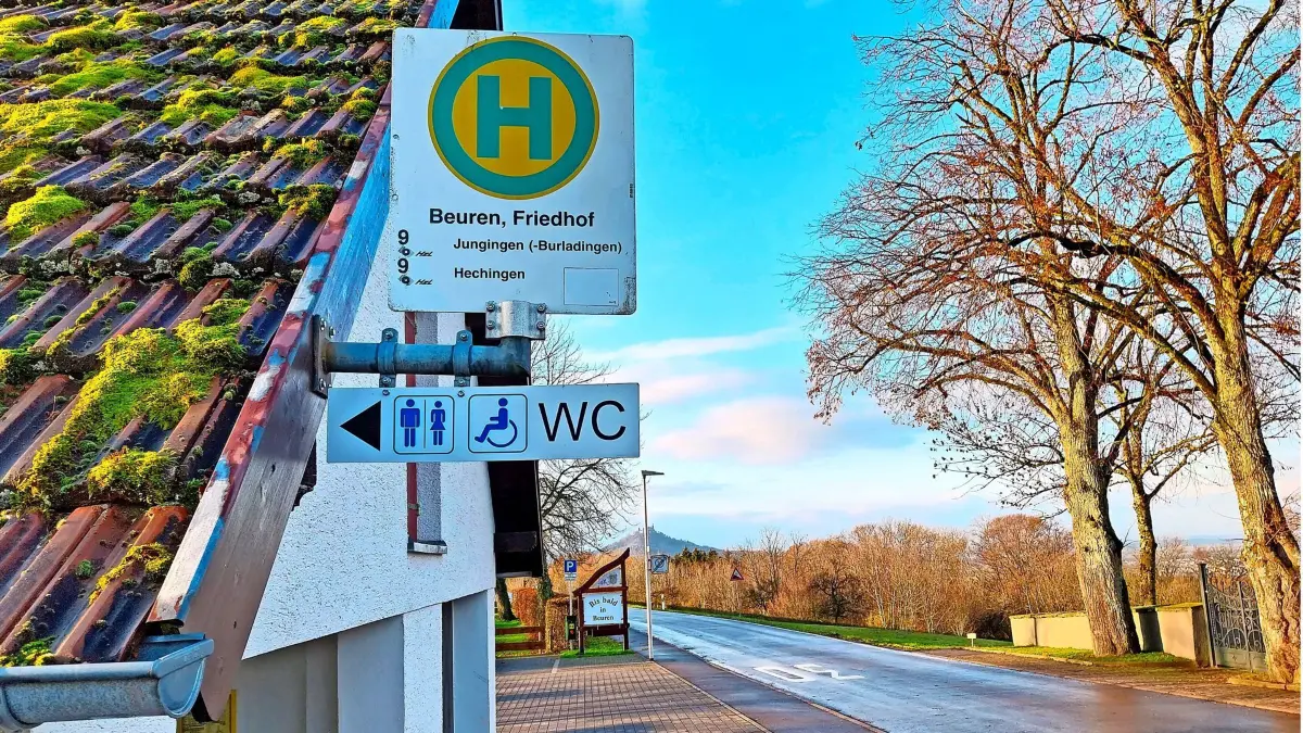 Die Bushaltestelle am Beurener Friedhof wird bisher lediglich von der Linie 9, die zwischen Hechingen und Gammertingen verkehrt, angefahren.