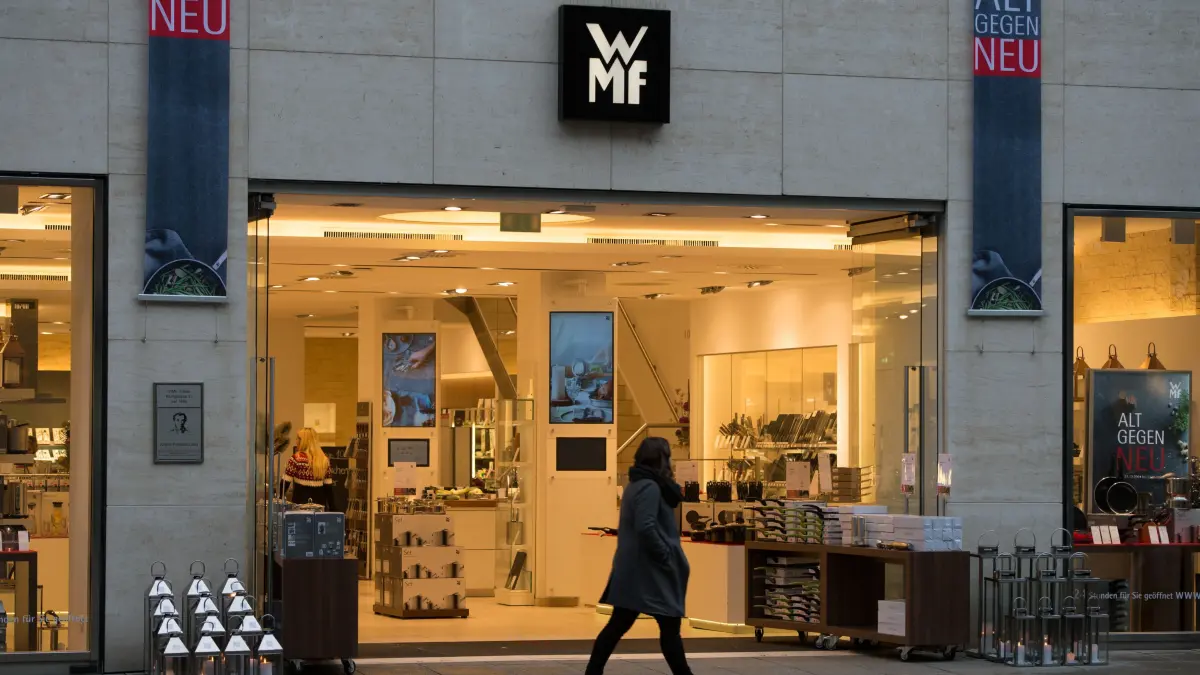WMF ist besonders für die hochwertige Verarbeitung der Produkte bekannt. Doch diese Qualität kostet auch ganz schön. Am Black Friday gibt es Pfannen im Angebot mit satten Rabatten.