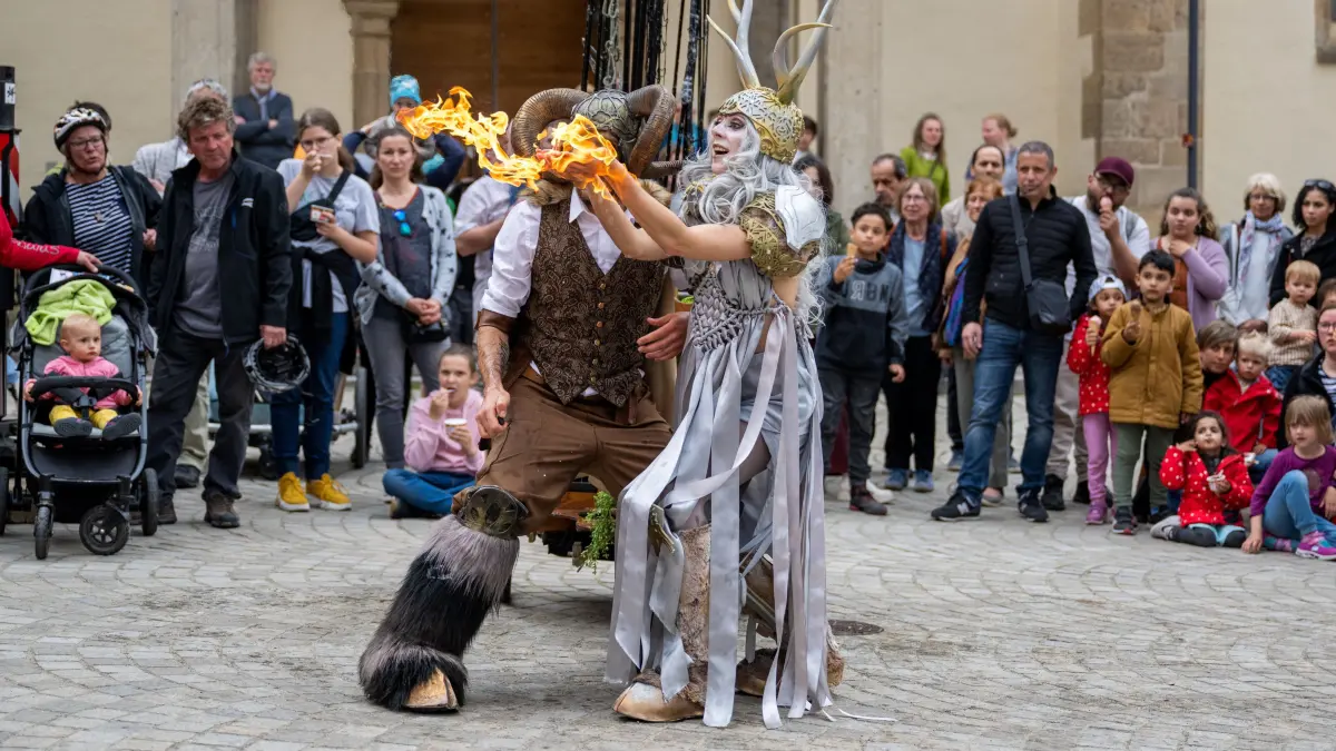 (ohne Überschrift): Vorsicht: Dieses Foto ist möglicherweise nur für den einstigen Verlag Schwäbisches Tagblatt verwendbar. Gauklerfest Rottenburg für Kollektiv 2024 Foto: WTG/Michael Mesick