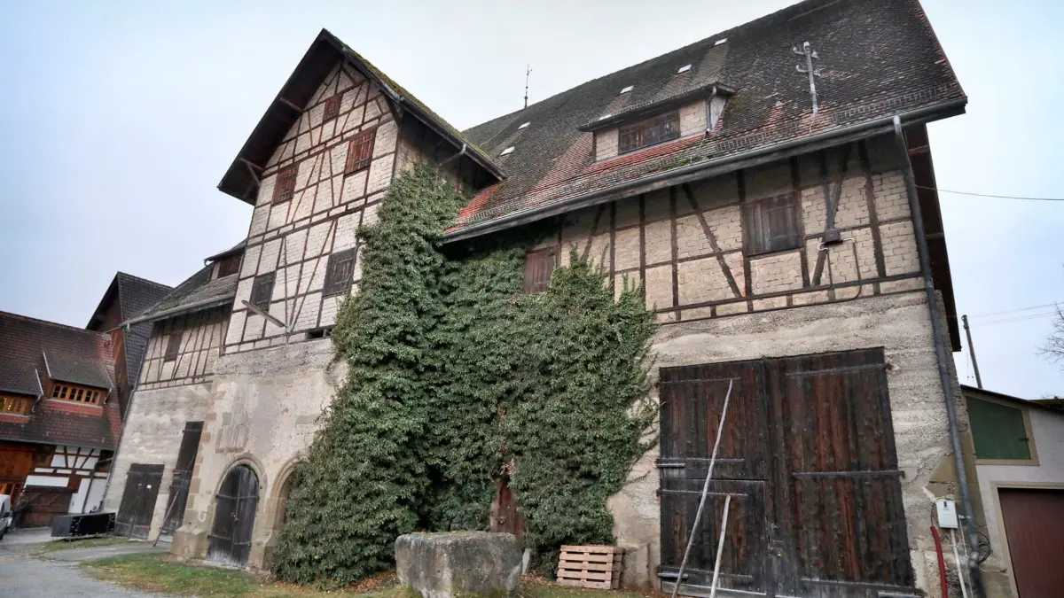 Schlossscheuer Poltringen 10. Dez 2021
Copyright : Anne Faden Bankverbindung : KSK Tübingen BLZ 641 500 20 Konto : 134 983
photo@annefaden.de