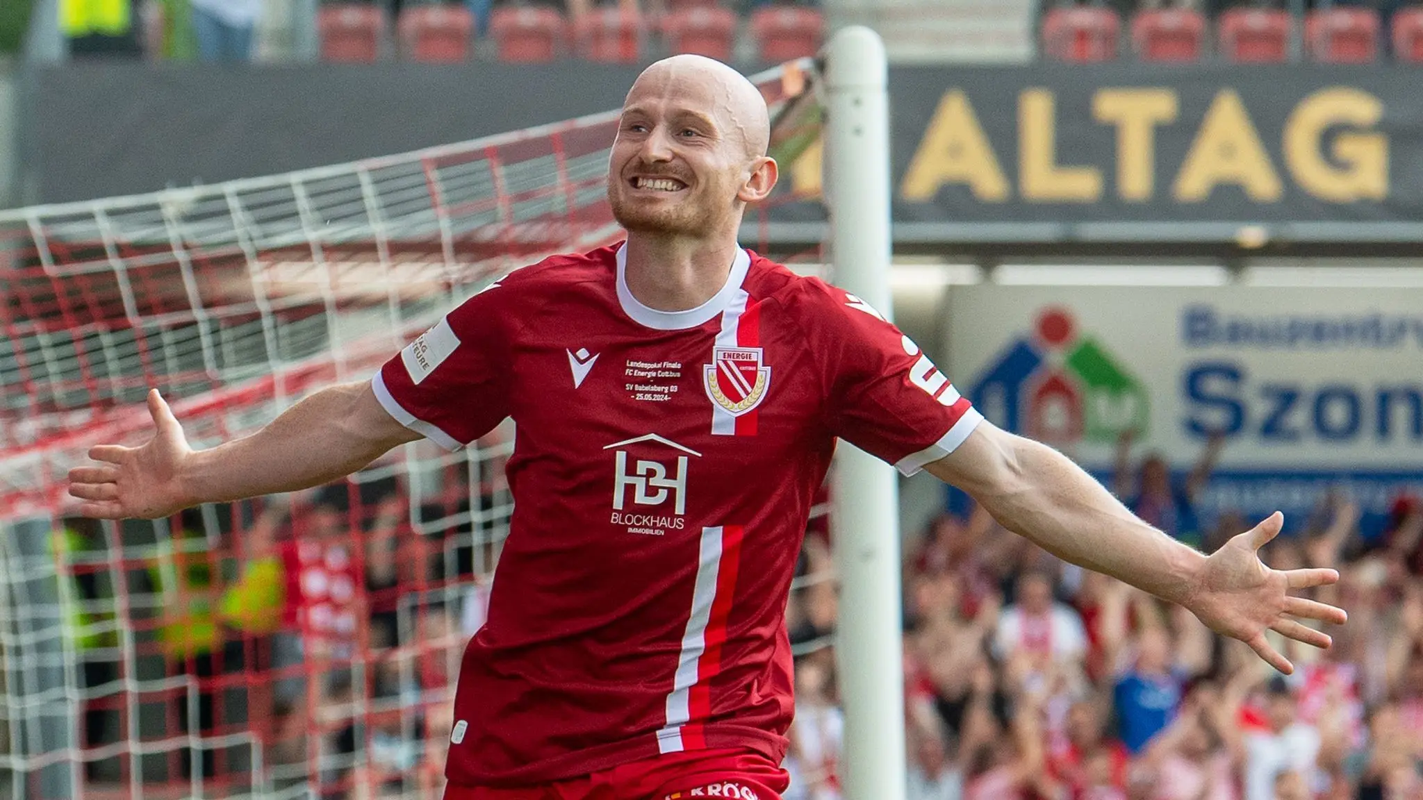 Arminia Bielefeld - Energie Cottbus: Wer überträgt das Spitzenspiel der Arminia Bielefeld - Energie Cottbus: Wer überträgt das Spitzenspiel der