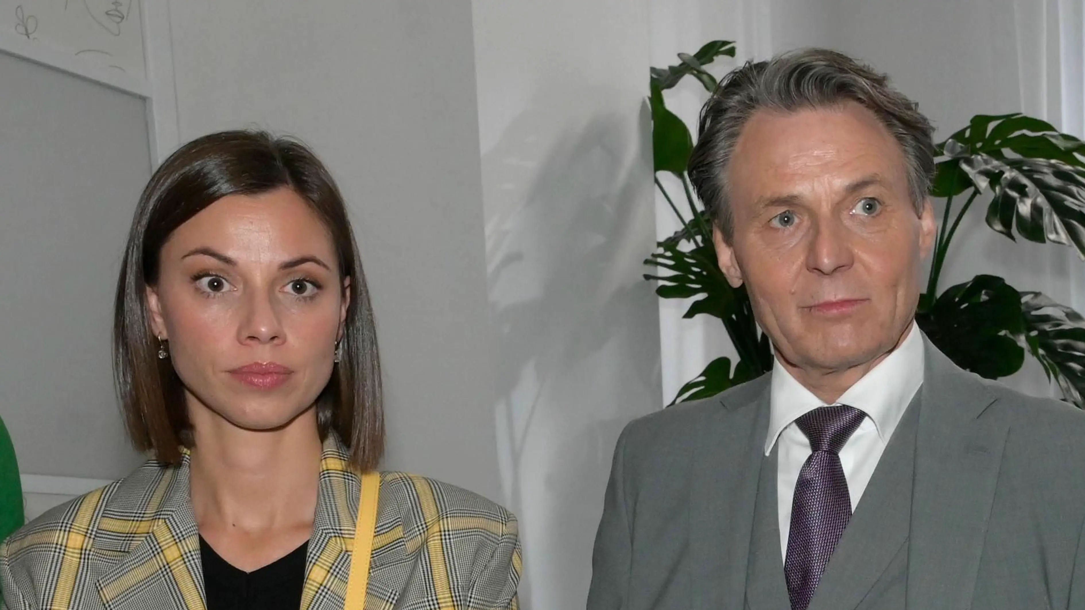 Matilda (Anna-Katharina Fecher) will ihrem Vater Jo Gerner (Wolfgang Bahro) alles wegnehmen.