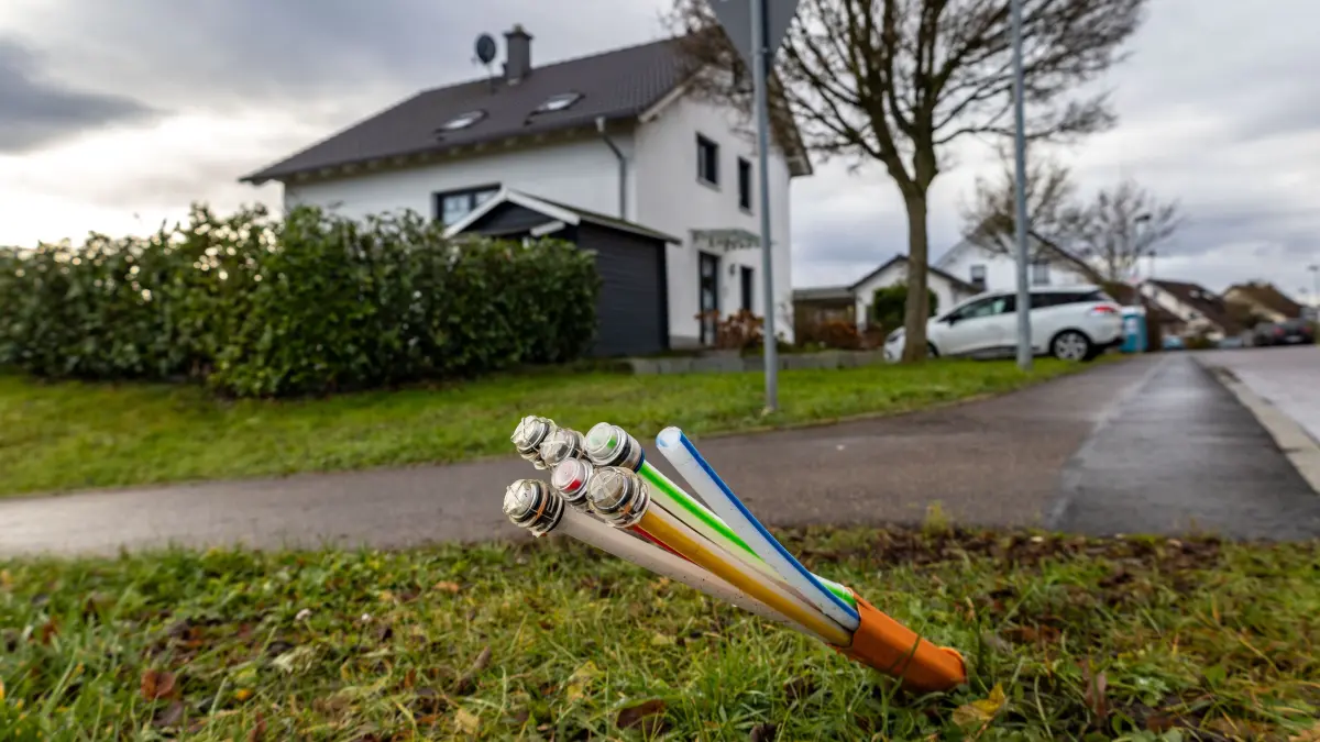 Schmuck Albershausen Glasfaserkabel Glasfaser schnelles Internet Breitband