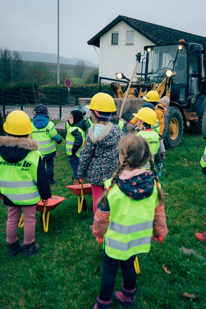 Gfrörer begeistert Kinder für Berufe in der Baubranche