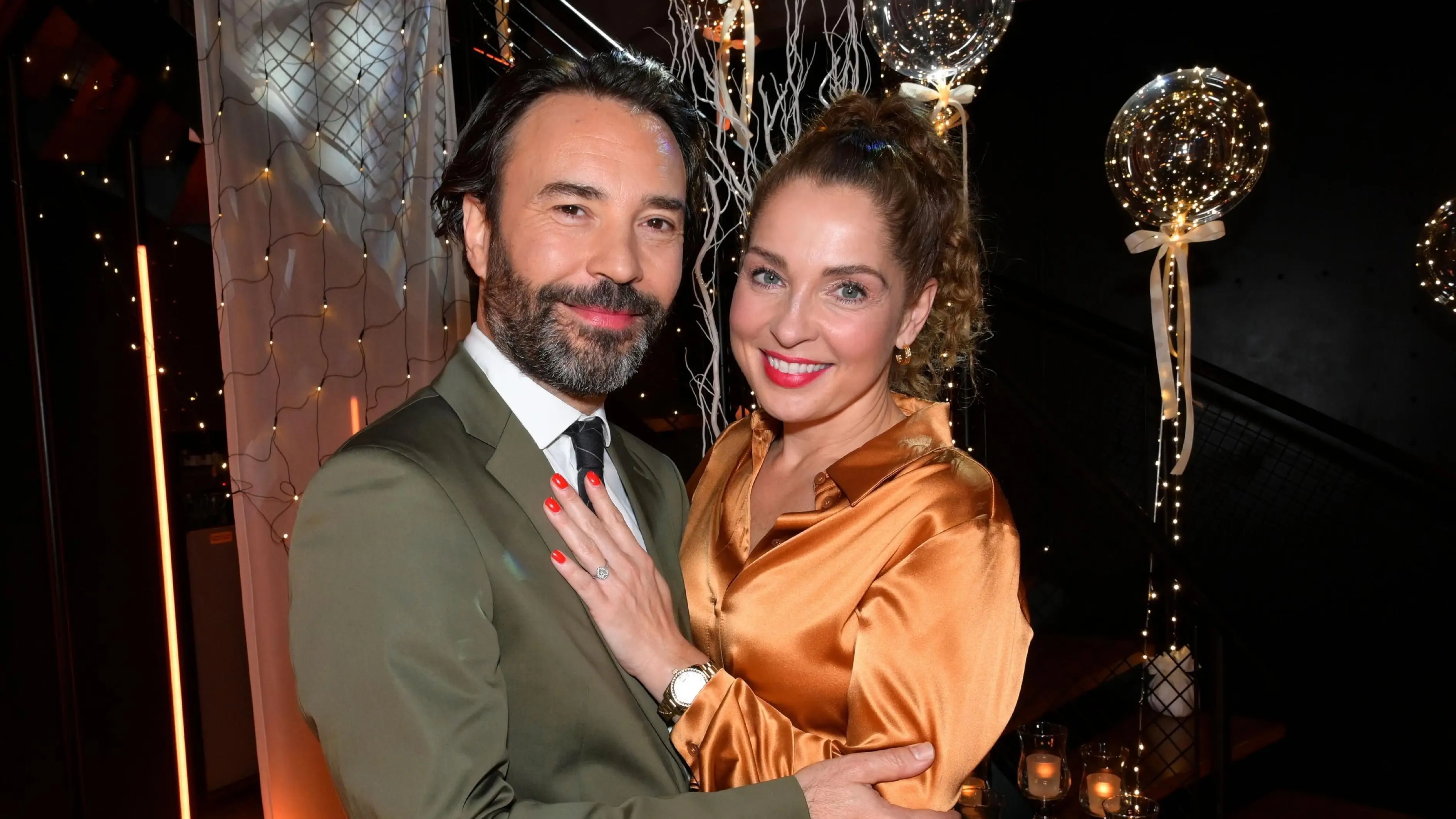 Pedro Navarro (Alberto Ruano) ist der neue Ehemann von Nina (Maria Wedig).