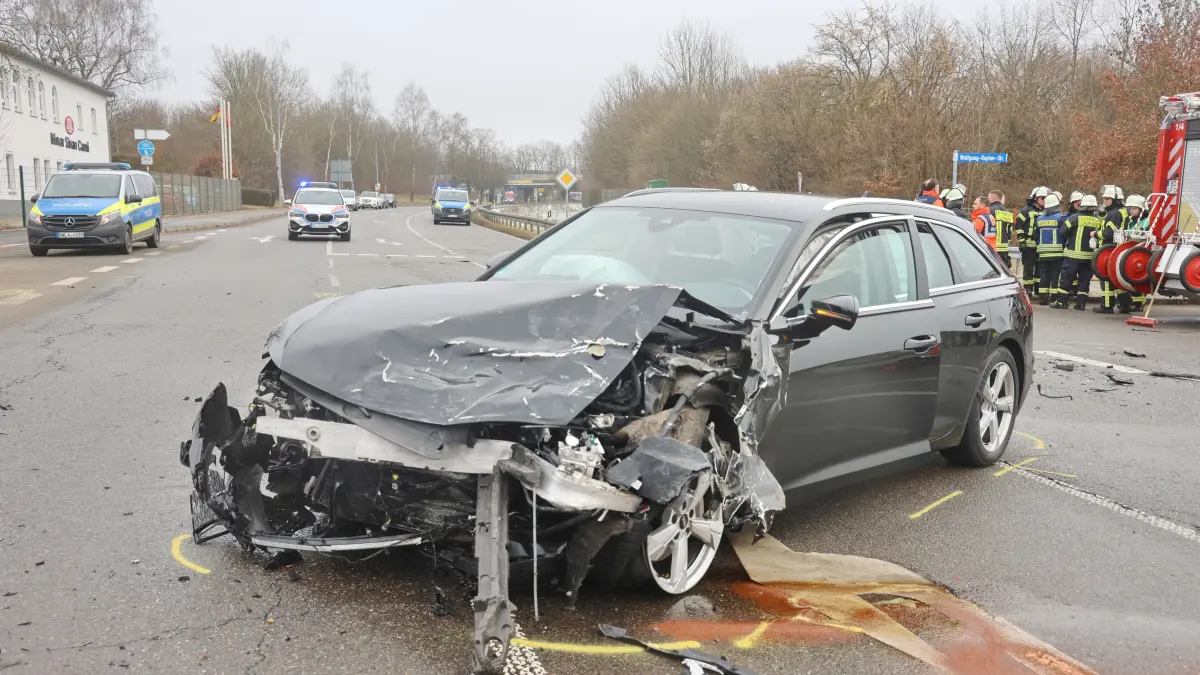 Schwerer Crash bei Laupheim.
