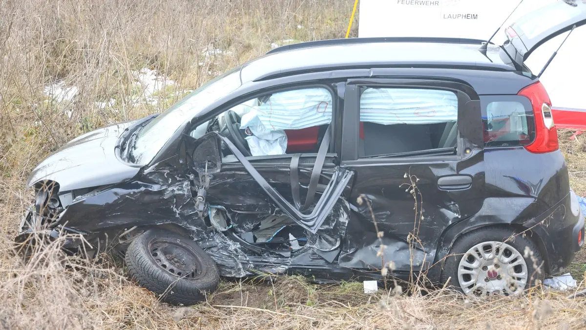 Schwerer Crash bei Laupheim.