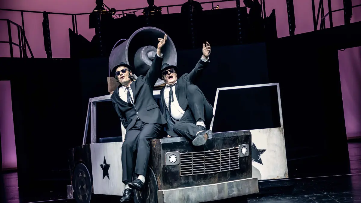 Frank Röder (links) und Markus Hottgenroth sind die "Blues Brothers" in Ulm.