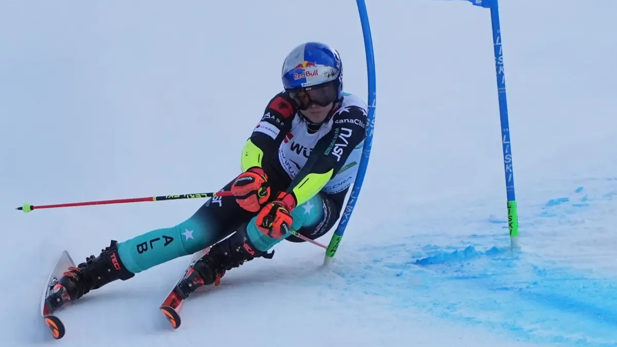 Ski-Weltcup in Slowenien: 04.01.2025, USA, Kranjska Gora: Ski alpin: Weltcup,Riesenslalom, Damen, 1. Durchgang: Die Albanerin Lara Colturi in Aktion. Foto: Giovanni Auletta/AP/dpa +++ dpa-Bildfunk +++