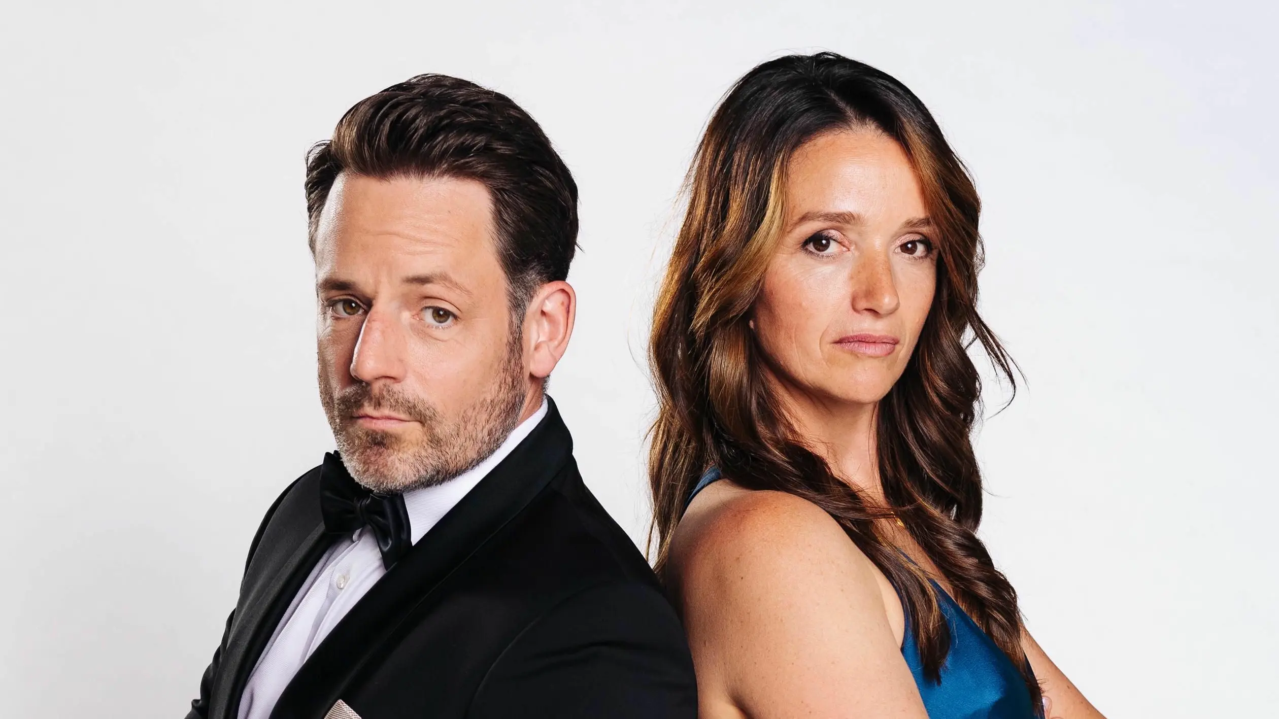 Justus (Matthias Brüggenolte) ist tot. Lediglich Jenny (Kaja Schmidt-Tychsen) weiß von seinen dunklen Geheimnissen.