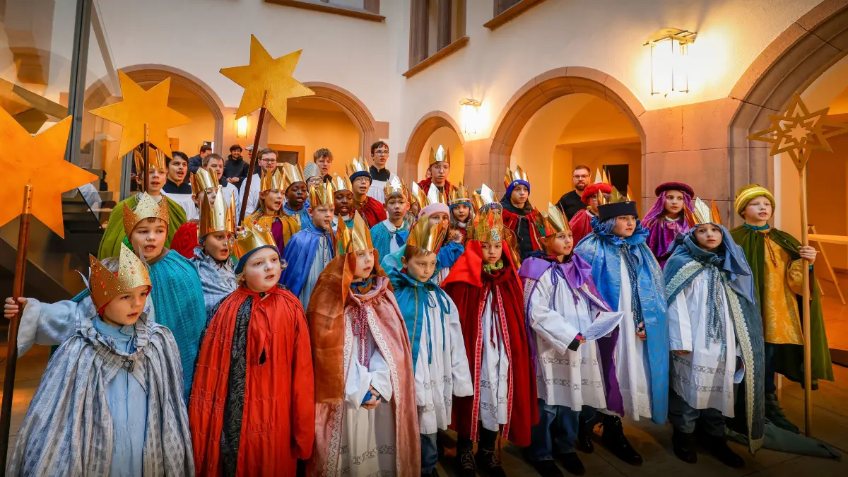 Ulm, Rathaus: Besuch der Sternsinger im Ulmer Rathaus