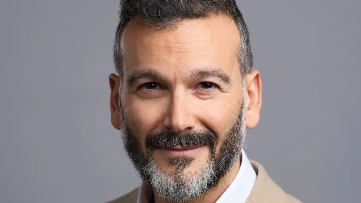 Ferhat (Mehmet Kucak) möchte Ute für sich gewinnen.