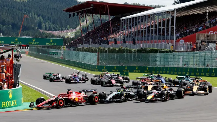 Zeitplan, TV und Livestream für Sprint, Qualifying und Rennen