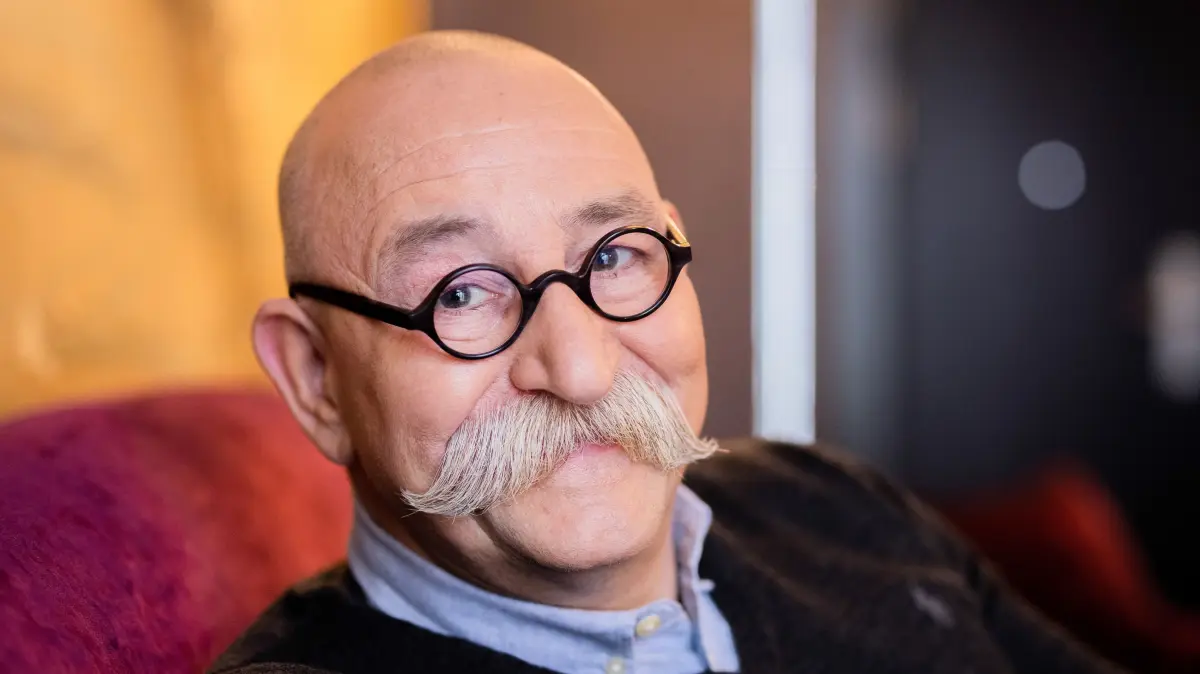 Horst Lichter, Koch und Moderator, wird heute 63 Jahre alt. Anlässlich seines Geburtstags haben wir tolle Bartpflegetipps für euch!