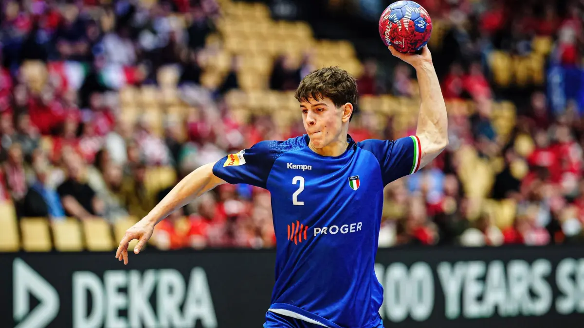 Leo Prantner ist bei der Handball-WM 2025 für Italien im Einsatz.