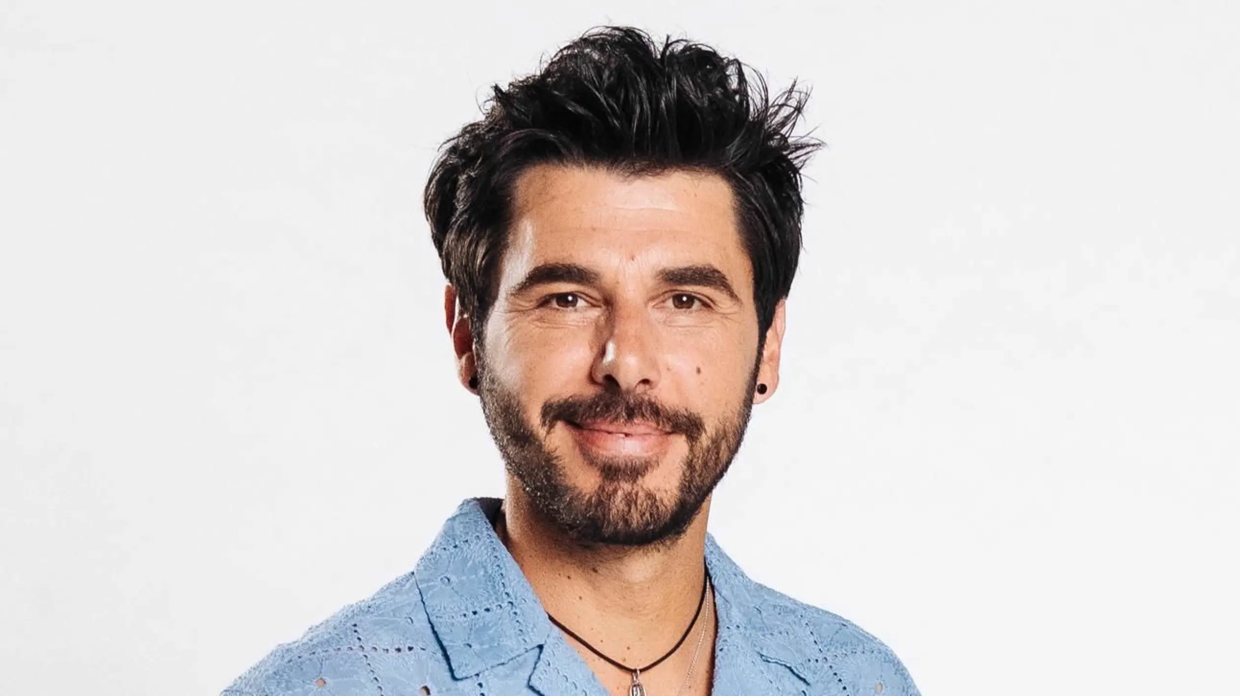 Matteo (Riccardo Angelini) lernt eine neue Frau kennen.