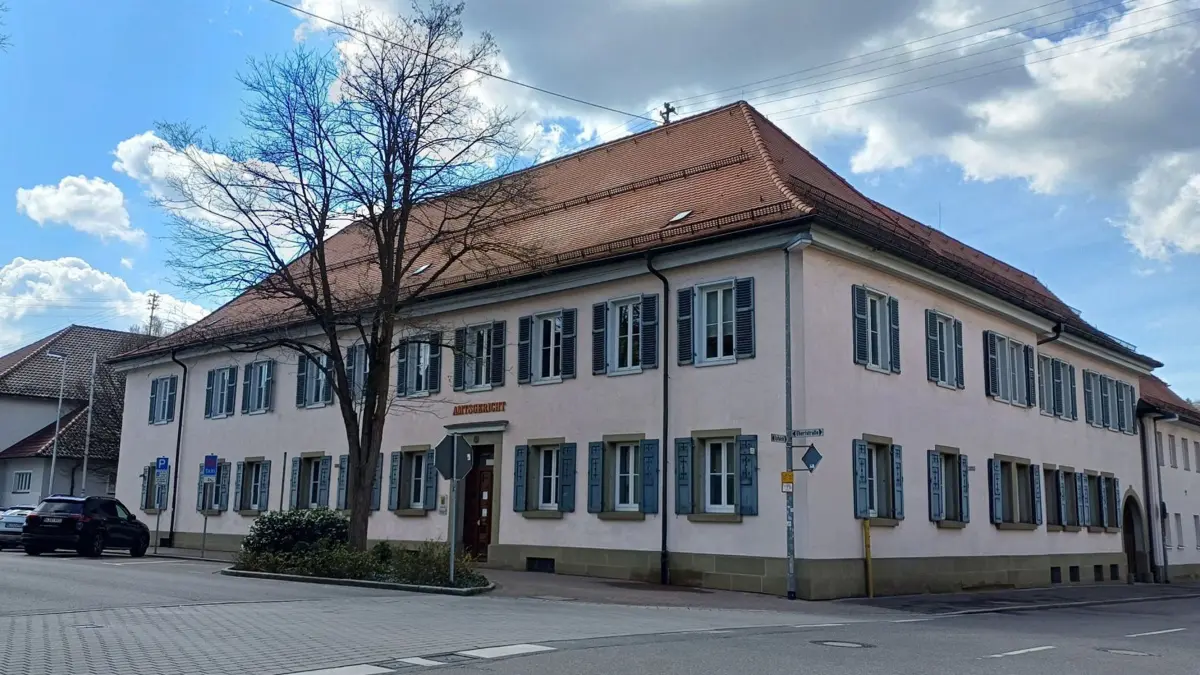 Wegen Körperverletzung musste sich ein Dortmunder Unternehmer vor dem Balinger Amtsgericht verantworten.