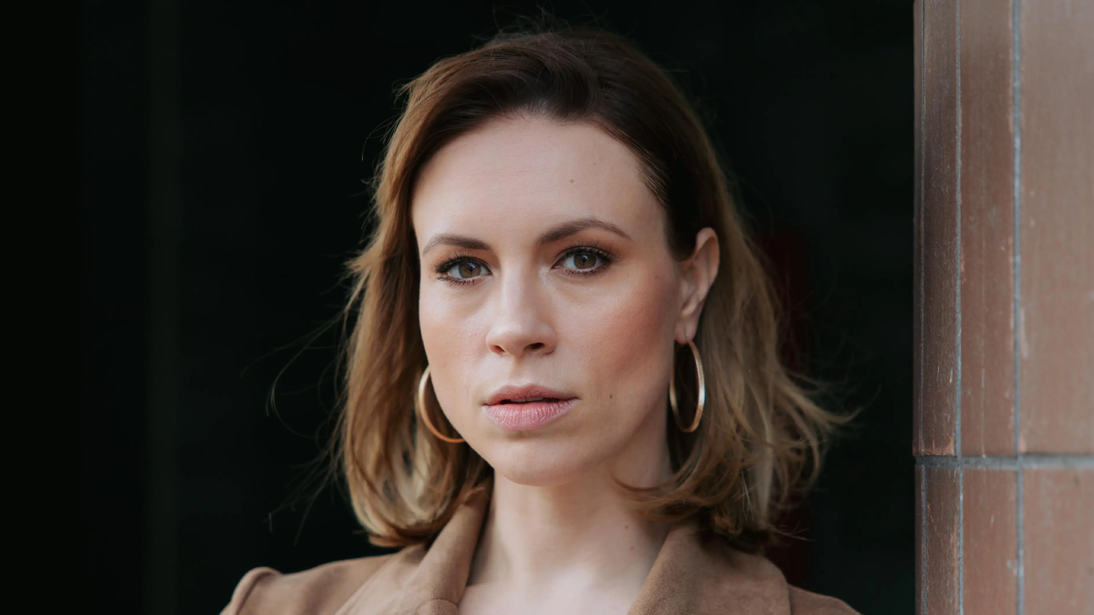 Zoe Vogt (Lara Dandelion Seibert) schreckt offenbar nicht davor zurück, Jo Gerner umzubringen.