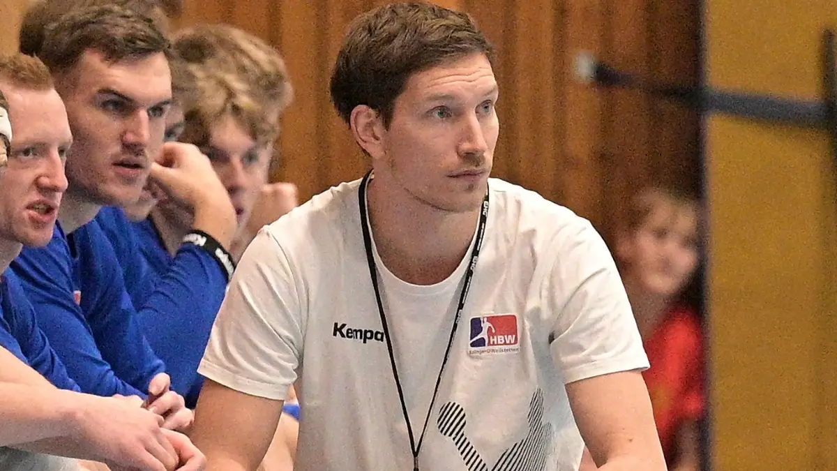 Micha Thiemann (HBW Balingen-Weilstetten II #Trainer)
VfL Pfullingen vs. HBW Balingen-Weilstetten II
DHB, Handball, Maenner, 3.Liga Sued, 02.03.2024
Foto: Eibner-Pressefoto / Tobias Baur