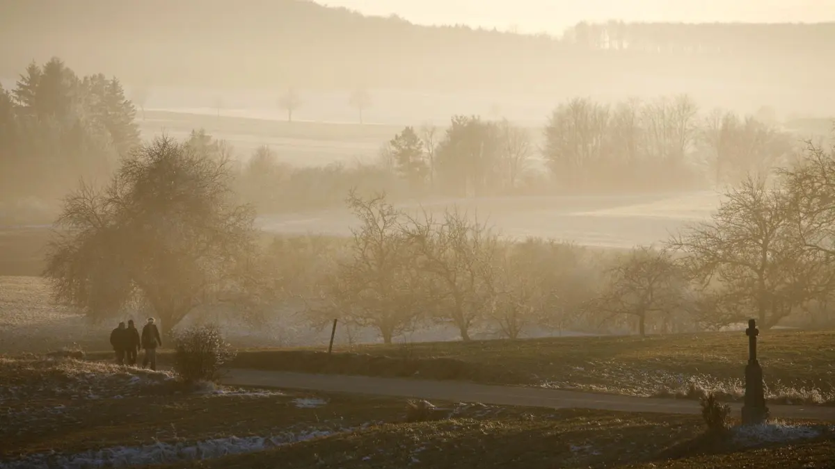 Dächingen/Mundingen, Schmuckbild: Die Ehinger Alb ist zu jeder Jahreszeit schön: Winterlandschaft beim Ortsverbindungsweg zwischen Dächingen und Mundingen