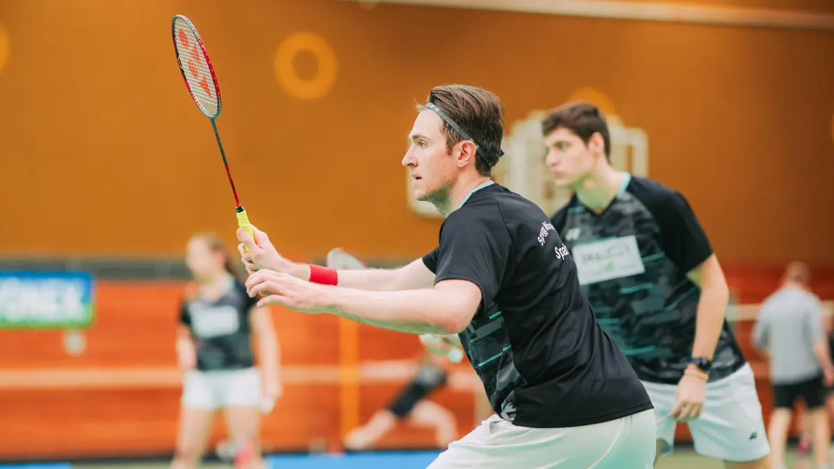 SpVgg. Moessingen vs. TB Emmendingen, Badminton, Baden-Wuerttemberg-Liga, 9. Spieltag, Saison 2024/2025, 25.01.2025: Patrick Spahr (SpVgg. Moessingen), im Hintergrund sein Doppelpartner Don Andrii (SpVgg. Moessingen),
SpVgg. Moessingen vs. TB Emmendingen, Badminton, Baden-Wuerttemberg-Liga, 9. Spieltag, Saison 2024/2025, 25.01.2025,
Foto: Eibner-Pressefoto/Lars Neumann