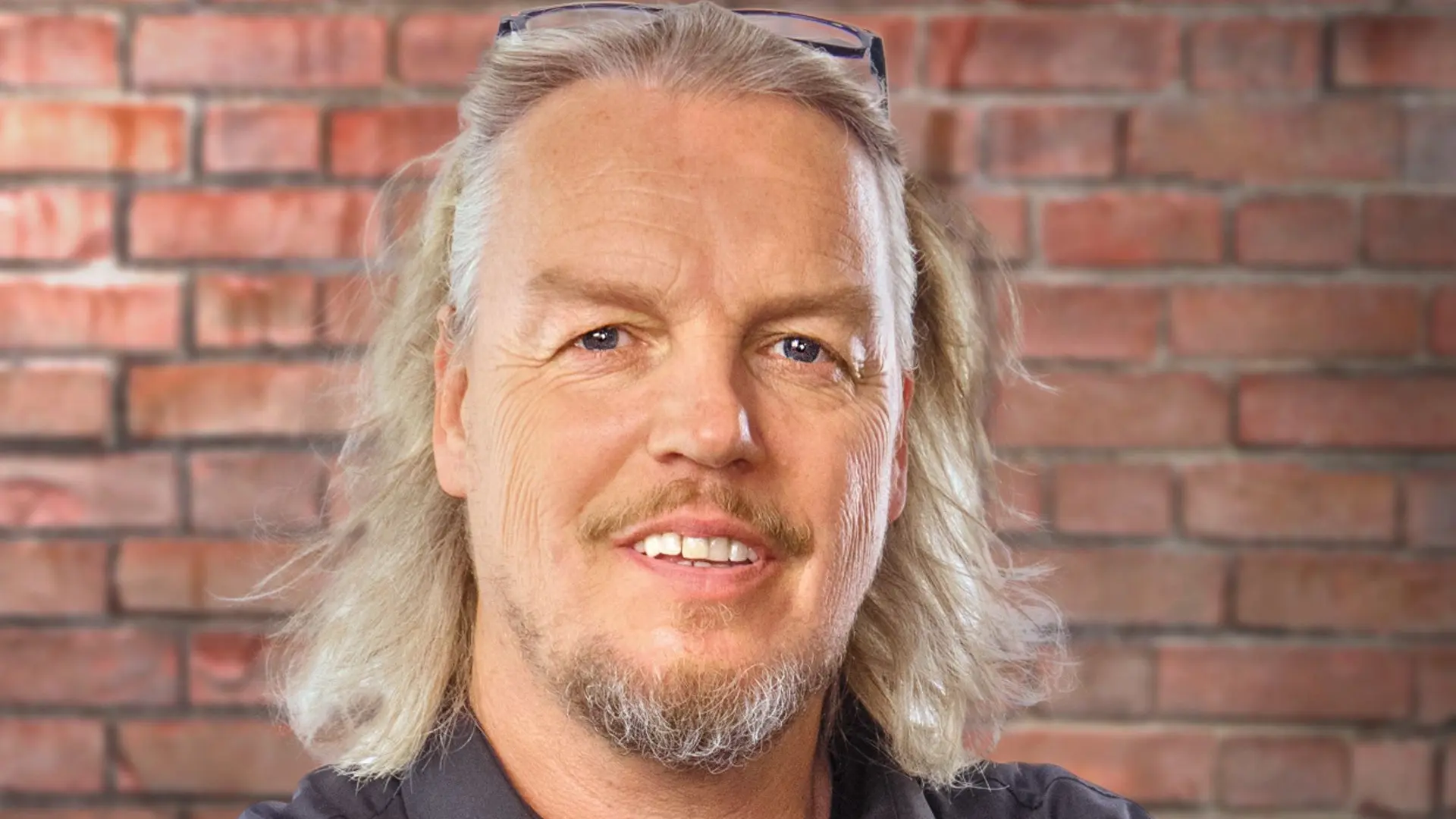 Jos van Katwijk ist Händler bei Bares für Rares.