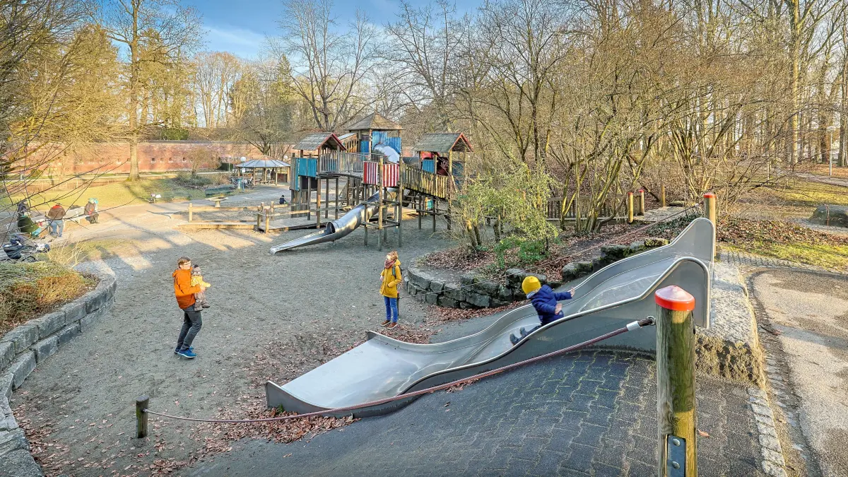 Neu-Ulm: Glacis Spielplatz