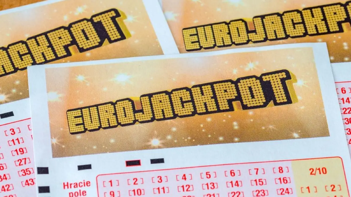 Viele Menschen hoffen jeden Dienstag und Freitag die richtigen Gewinnzahlen beim Eurojackpot getippt zu haben.