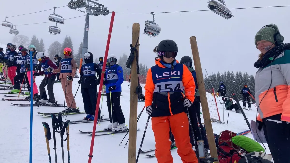 Die Göppinger Schulmeisterschaften Ski alpin und Snowboard unter SAG-Regie fanden in Oberjoch statt.