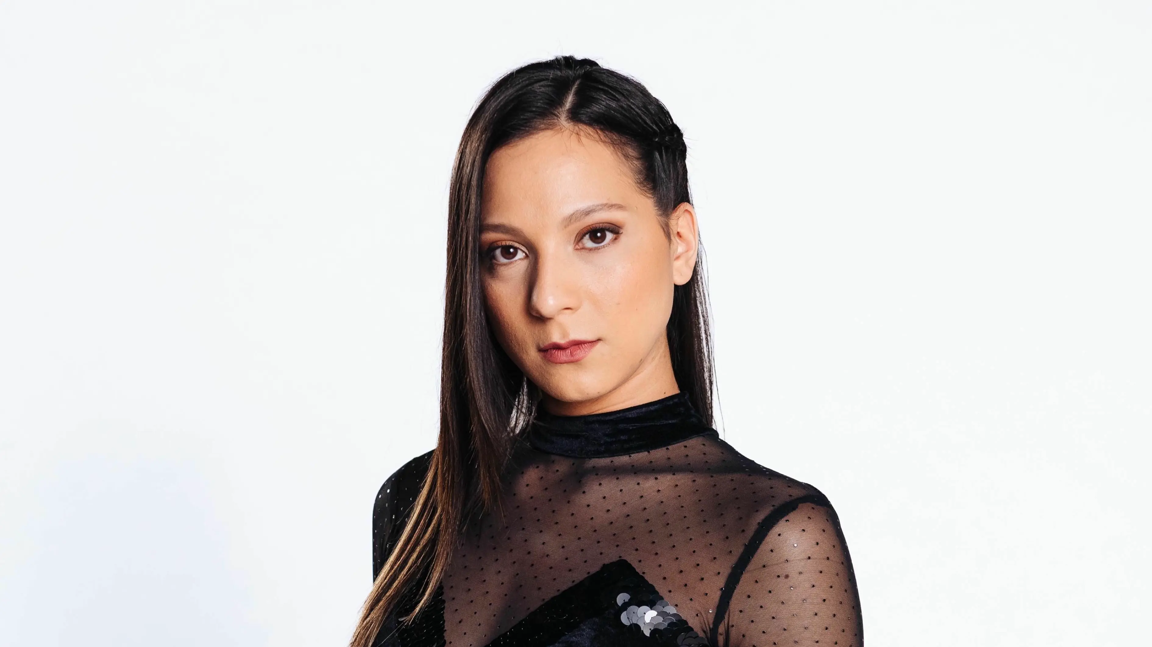 Charlie (Shaolyn Fernandez) verliert ihren Job.