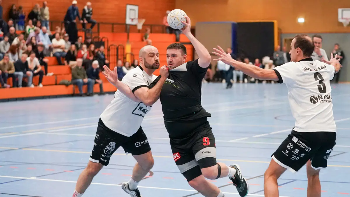 HSG Ebersbach/Bünzwangen - TSV Zizishausen: HSG Ebersbach/Bünzwangen - TSV Zizishausen
Florian Seidel (9)