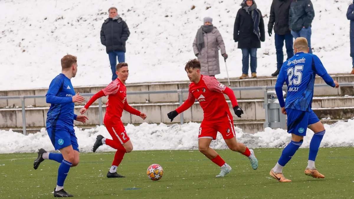 Testspiel Sportfreunde Schwäbisch Hall - TSV Ilshofen, 3:2, Kunstrasen Schenkensee
