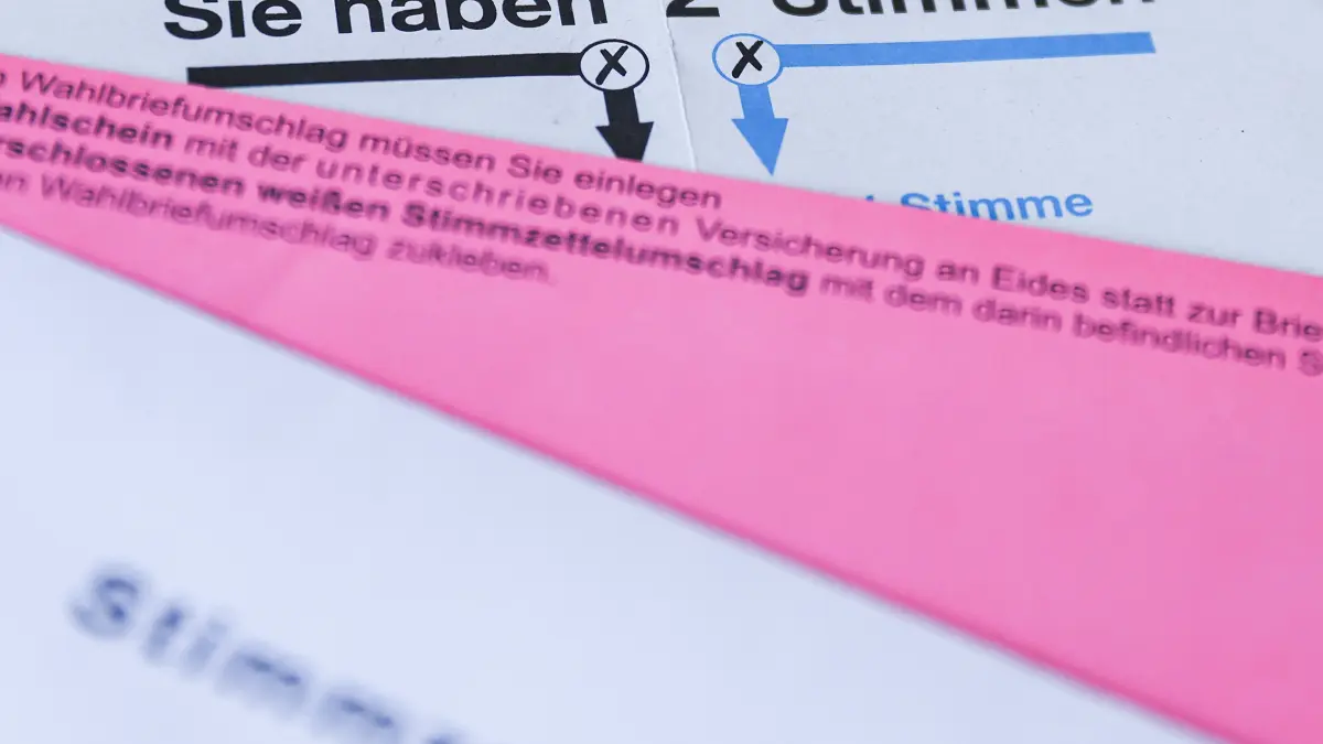 Endspurt zum 23. Februar: Letzte Chance für die Briefwahl zur Bundestagswahl 2025: Briefwahl zur Bundestagswahl 2025
Stimmzettel - Sie haben 2 Stimmen
Foto: osnapix