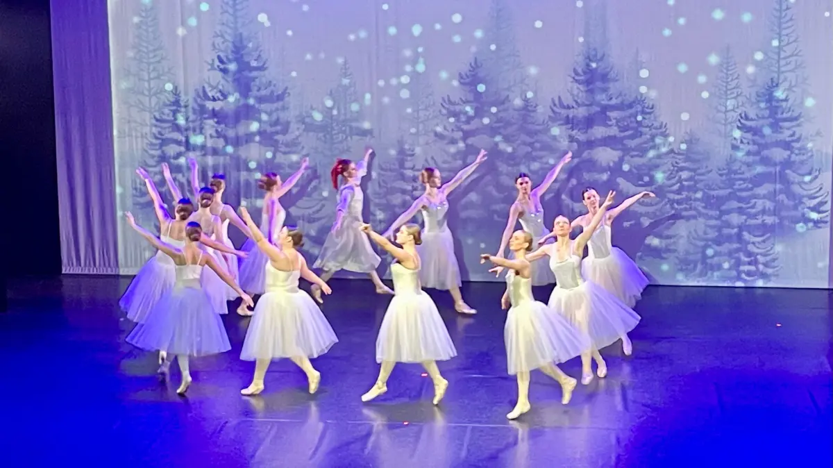 Tanz und Entertainment: Die Schülerinnen des "Go Dance" Studios.