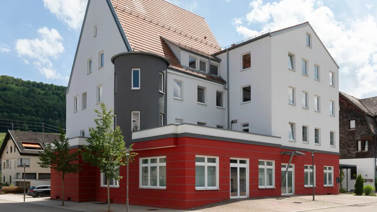 Am Sonntag waren die Bürgerinnen und Bürger in Deggingen aufgerufen, bei der vorgezogenen Bundestagswahl ihre Stimme abzugeben.