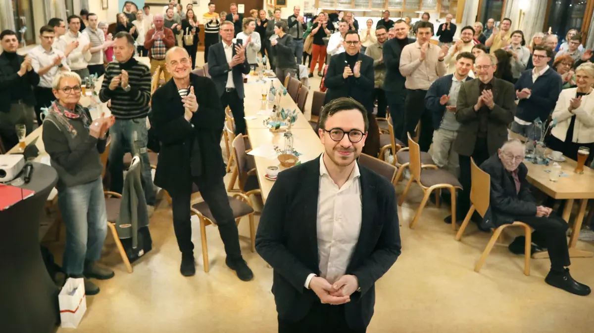 Bundestagskandidat Christoph Naser bei der CDU-Wahlparty im Haus der Bürgerwache in Rottenburg