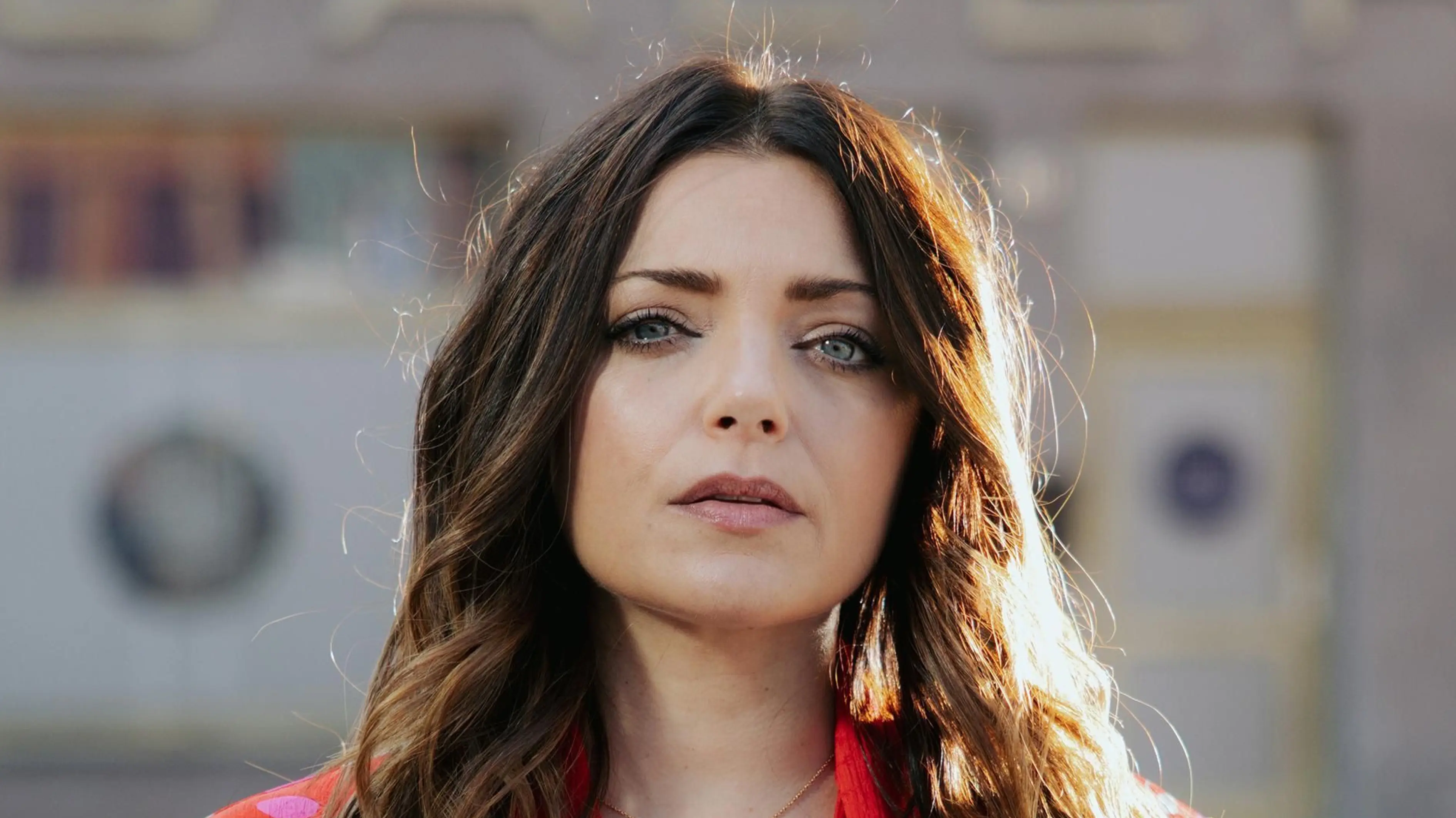 GZSZ-Serienliebling Emily (Anne Menden) hat ihren Vater bei einem Flugzeugabsturz verloren.