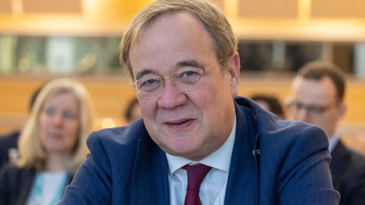 Armin Laschet (CDU), Bundestagsabgeordneter, spricht im Bundestag. Hier gibt es alle Infos zum CDU-Politiker im Porträt.