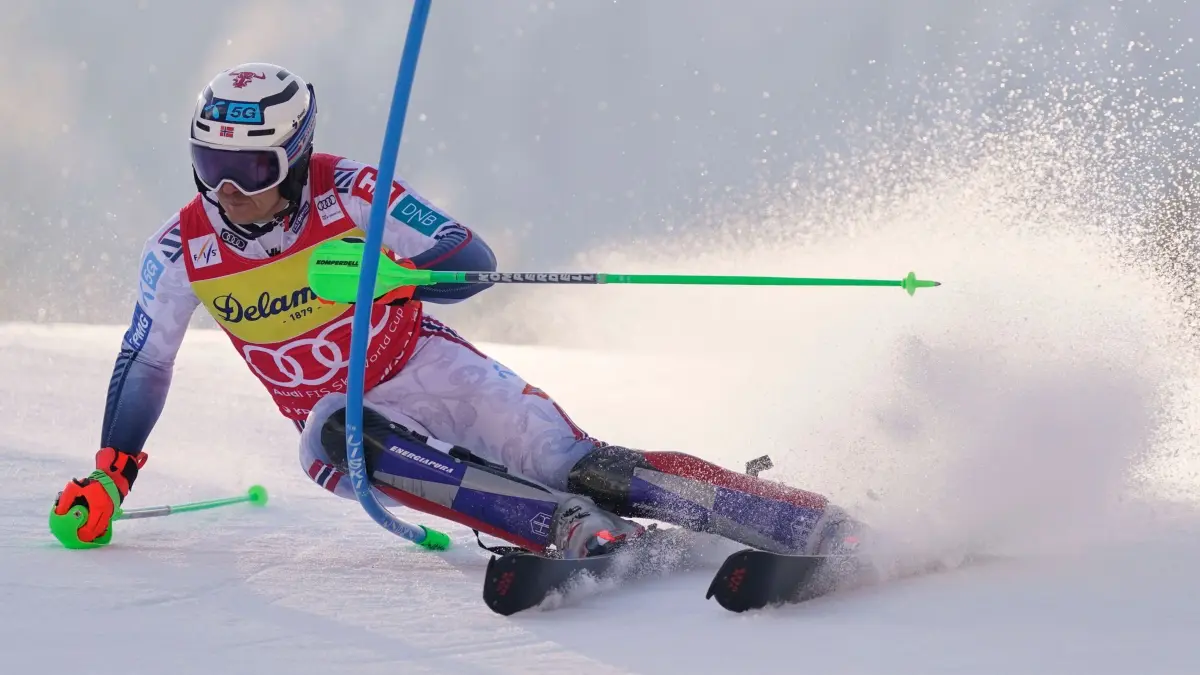 Ski-Weltcup in Slowenien: 02.03.2025, Slowenien, Kranjska Gora: Ski alpin: Weltcup, Slalom, Herren. Der Norweger Henrik Kristoffersen in Aktion. Foto: Pier Marco Tacca/AP/dpa +++ dpa-Bildfunk +++
