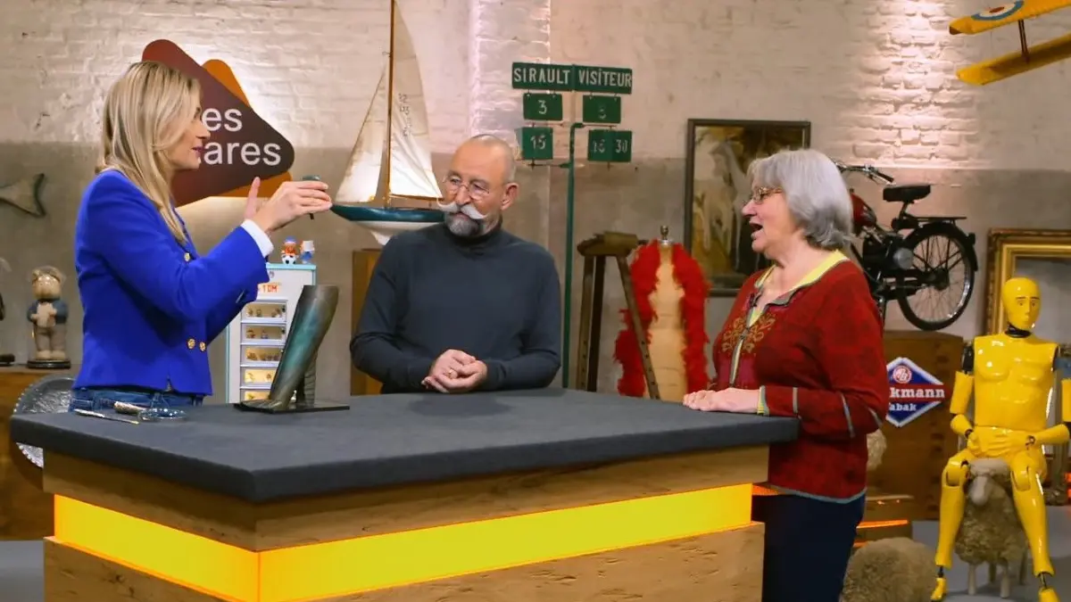 Maria bringt eine Eule mit in die Sendung. Und diese hat eine ganz besondere Bedeutung, von der sie noch nichts wusste.