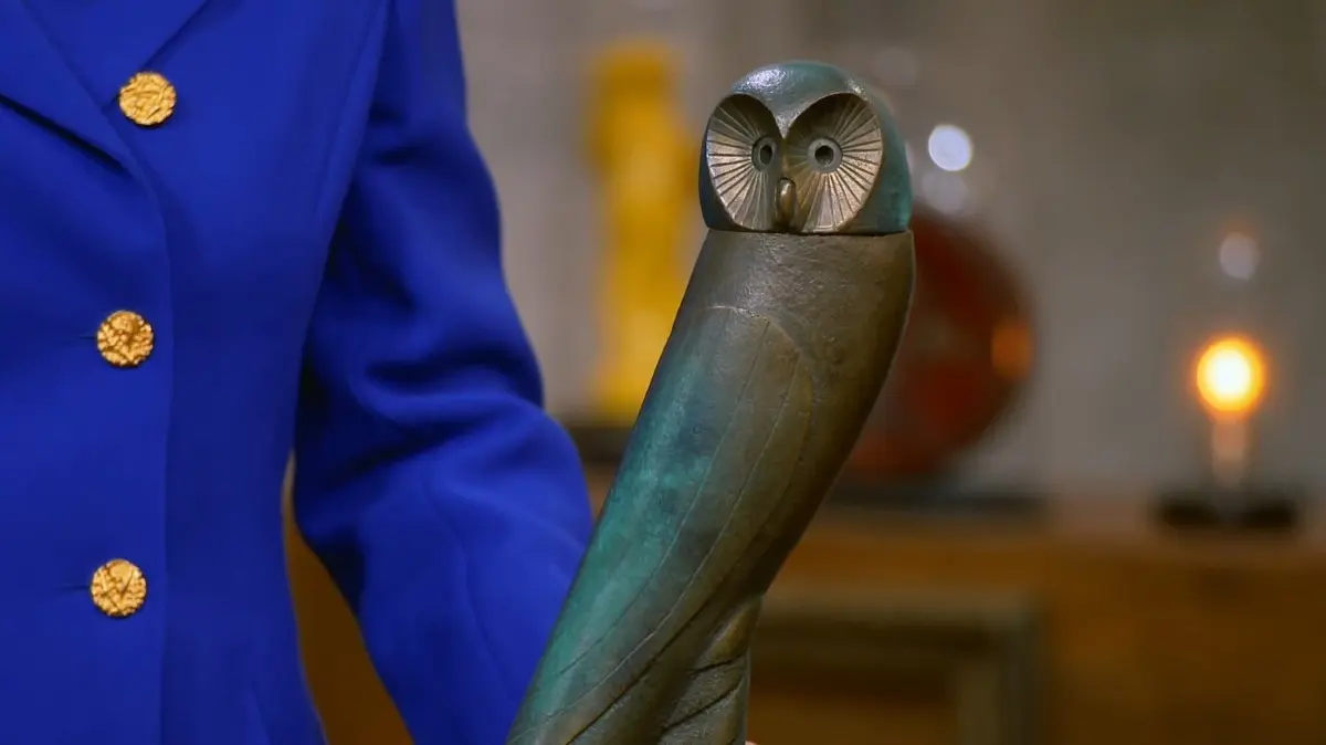 Diese Bronze-Eule ruft unerwartete Emotionen hervor.