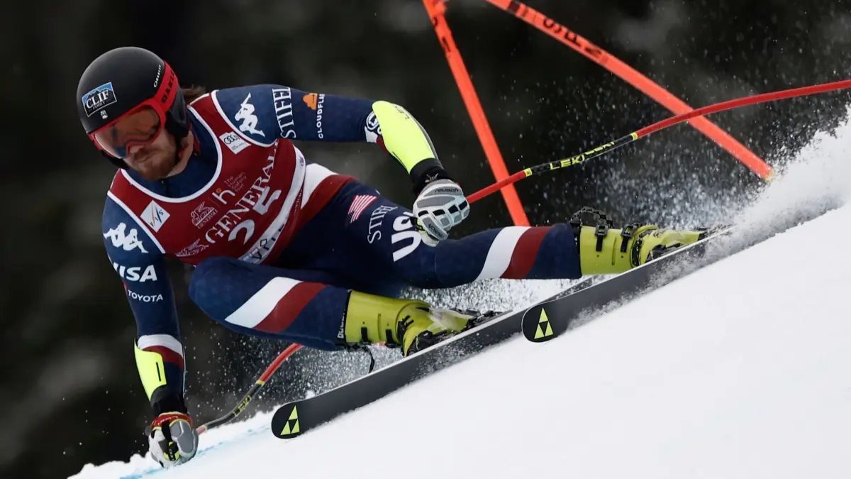 Ski Alpin: Weltcup: 09.03.2025, Norwegen, Kvitfjell: Ski Alpin, Weltcup, Super-G, Herren: Der US-Amerikaner Bryce Bennett in Aktion. Foto: Gabriele Facciotti/AP/dpa +++ dpa-Bildfunk +++