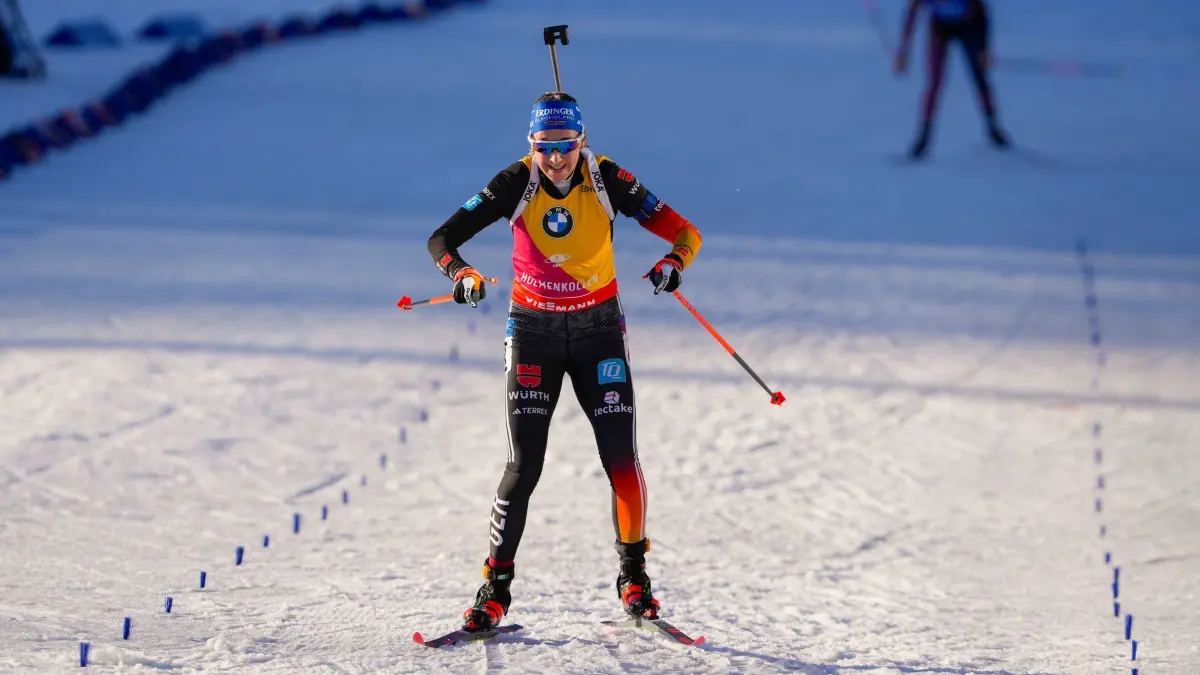 Biathlon: Weltcup: 21.03.2025, Norwegen, Oslo: Biathlon: Weltcup, Sprint 7,5 km, Damen. Franziska Preuss aus Deutschland in Aktion. Foto: Javad Parsa/NTB/dpa +++ dpa-Bildfunk +++