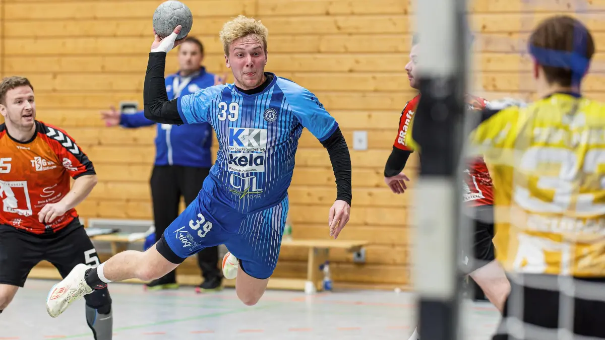 Handball Landesliga: Handball Landesliga; TV Treffelhausen - TSG Söflingen II;
Jannik Niederberger (TV Treffelhausen, #39);
22.03.2025; Alb-Sporthalle, Böhmenkirch.
Foto: Thomas Madel