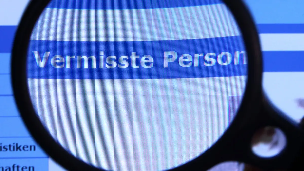 ARCHIV - Zum Themendienst-Bericht von Elena Zelle vom 11. Dezember 2020: Die Vermisstensuche läuft: Betroffene sollten Suchanzeigen im Internet aber nur sparsam einsetzen. Foto: Jens Büttner/dpa-Zentralbild/dpa-tmn - Honorarfrei nur für Bezieher des dpa-Themendienstes +++ dpa-Themendienst +++