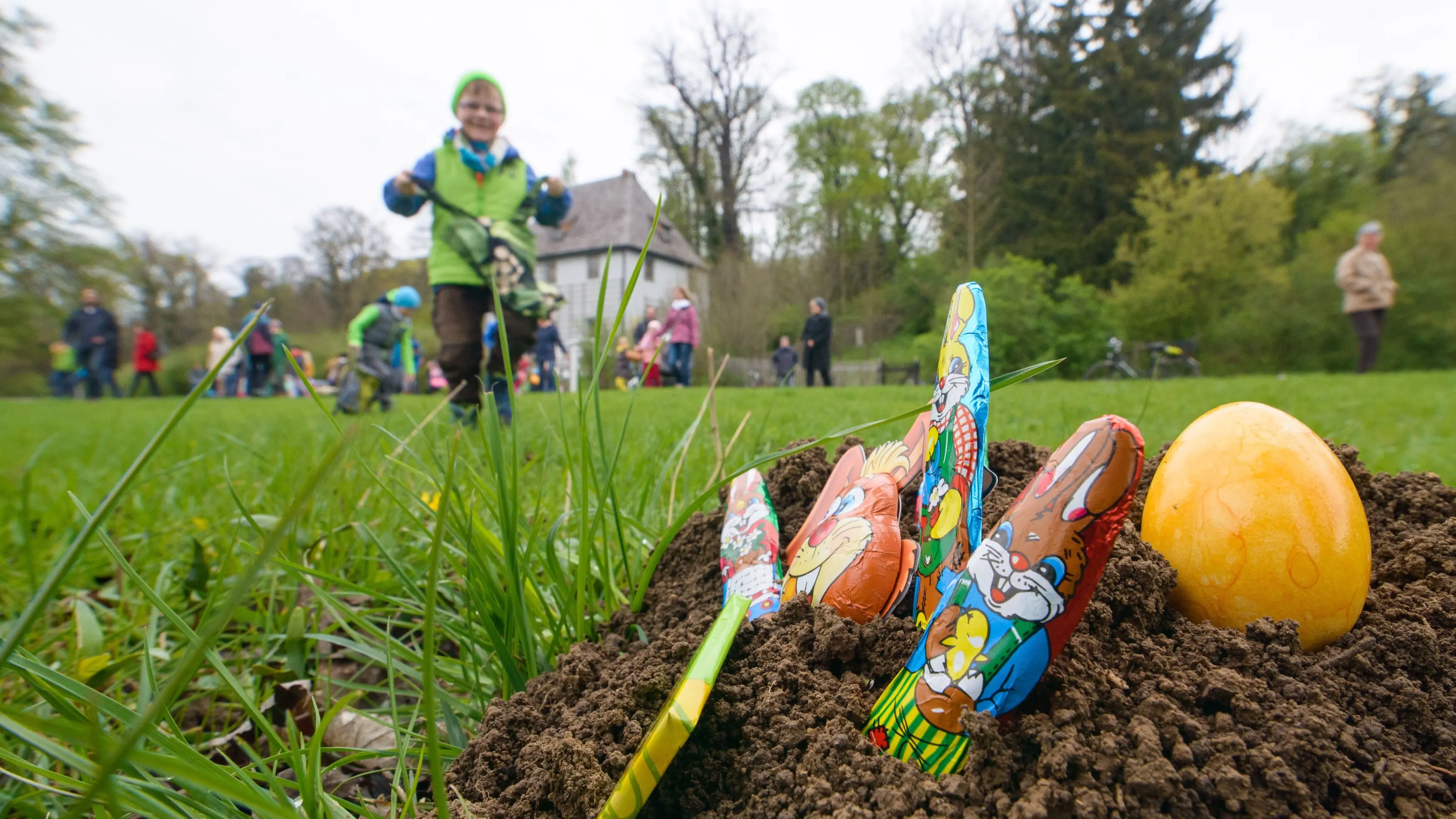 Osterferien 2025 in NRW: Wann finden die Schulferien zu Ostern in