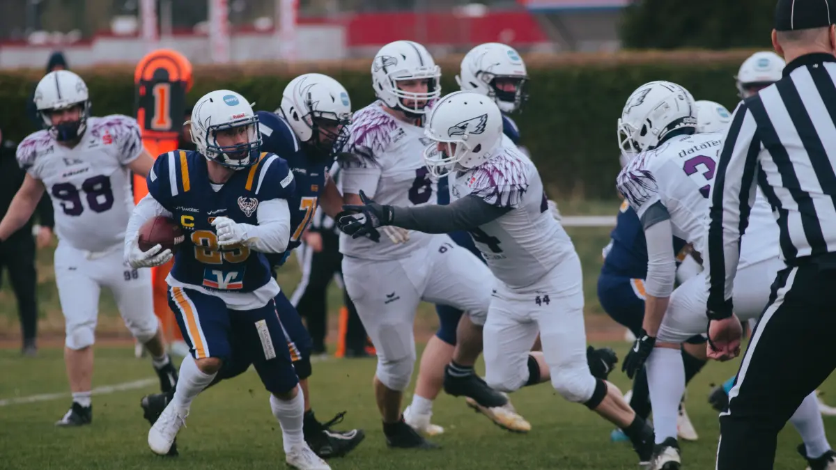 American Football vom Feinsten: Die Balingen Bucks und die Reutlingen Eagles II lieferten sich ein punktereiches Offensivspektakel.
