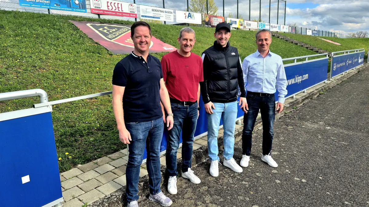 Das neue Team für die Zukunft des FC Holzhausen: Christoph Dast (Vorsitzender), Rainer Huss (Sportlicher Leiter), Daniel Seemann (Trainer) und Bernd Plocher (Vorstandmitglied/Finanzen).