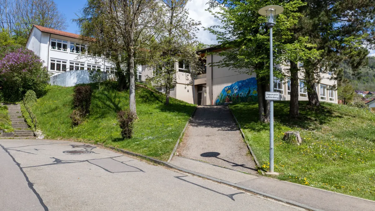 Lauterstein Nenningen Schule Grundschule