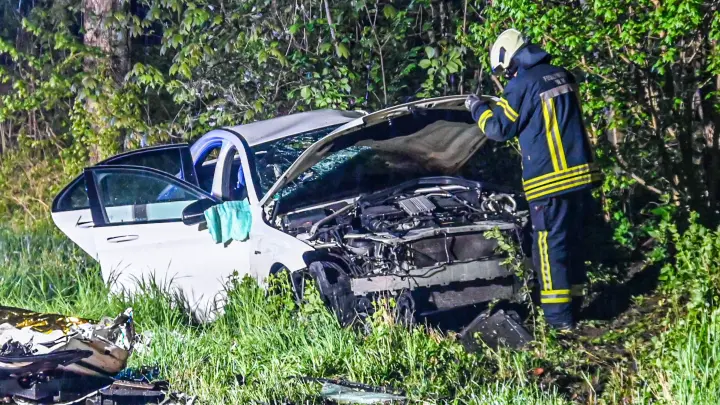 Drei Menschen sterben bei Frontalcrash